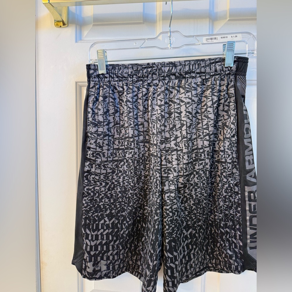 Under Armour Black and Gray Geometric Shorts